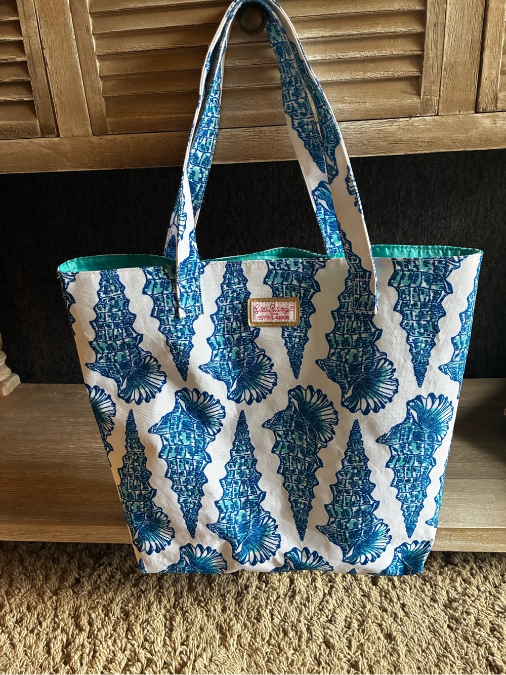 Lilly Pulitzer For Estée Lauder Blue Seashell Printed Tote Bag